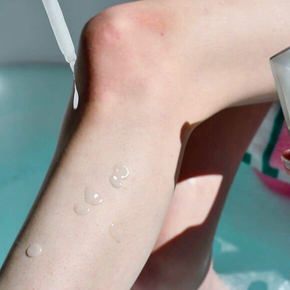 TRULY Beauty: Coco Cloud After Shave Serum - Picture 5 of 7